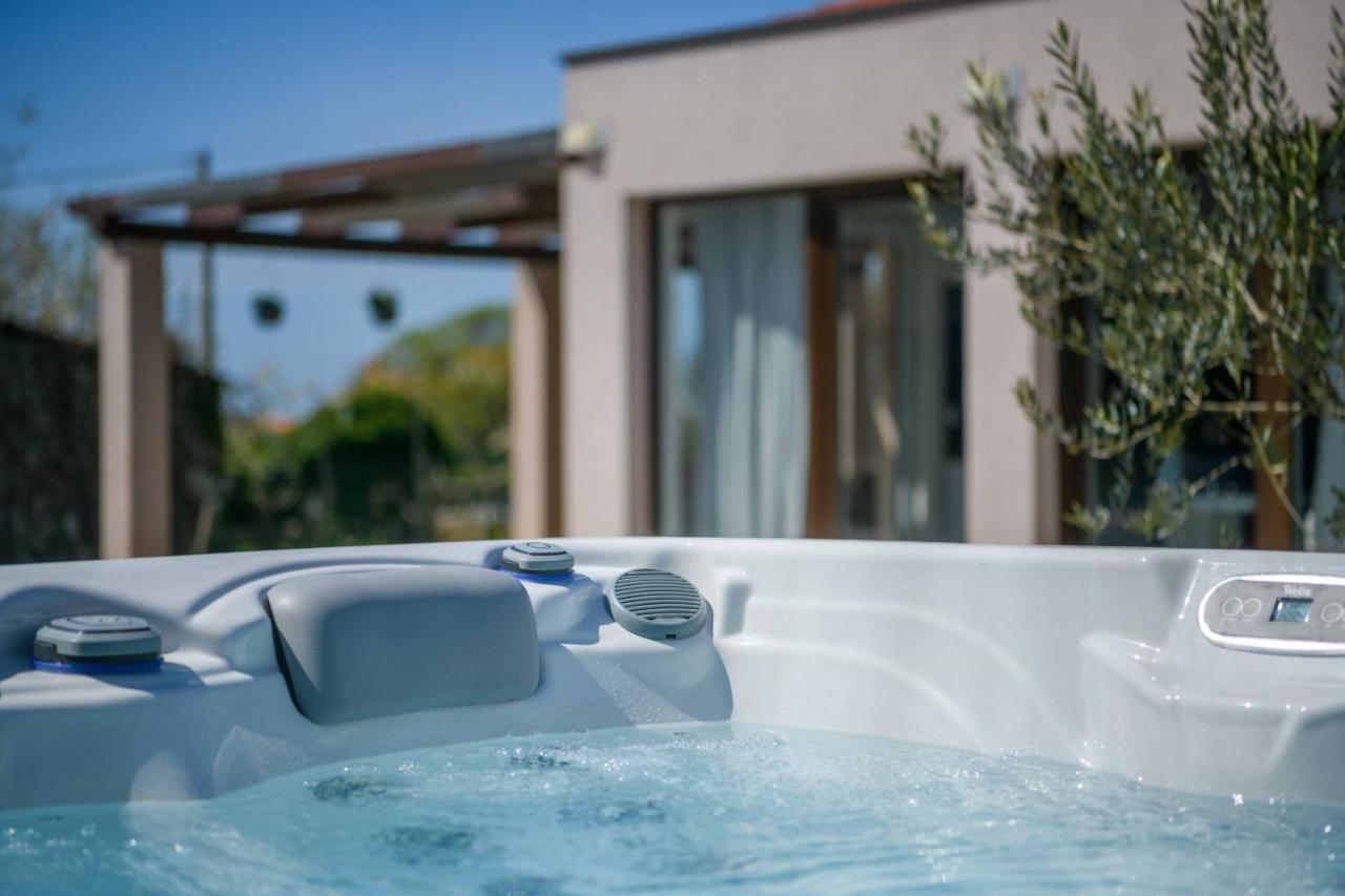 Villa Bobo Family House With Pool Vodnjan Exterior foto